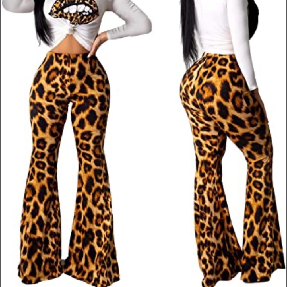 BOUTIQUE leopard flare leggings